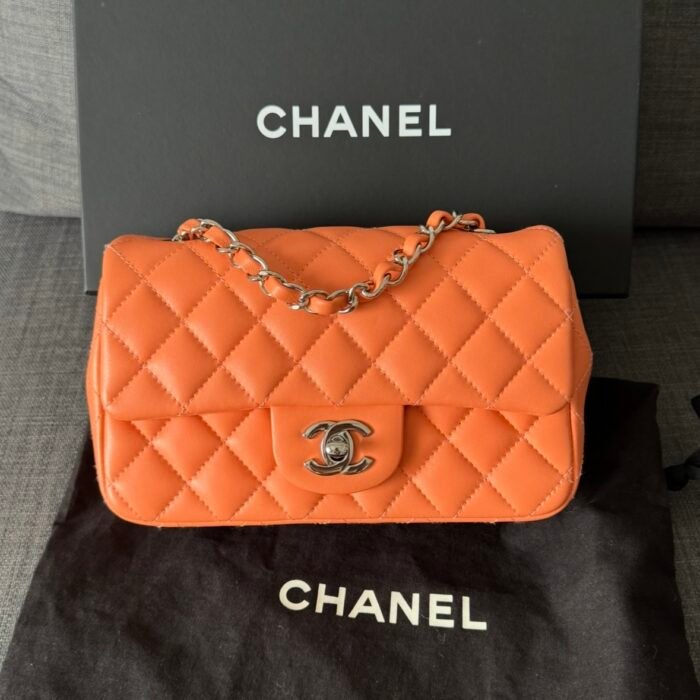Chanel Timeless mini arancione