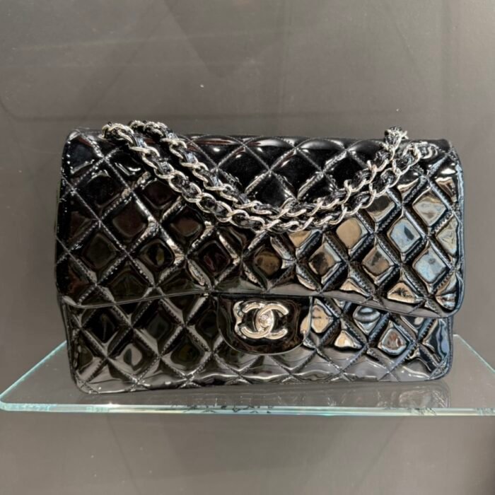 Chanel Timeless Jumbo vernice