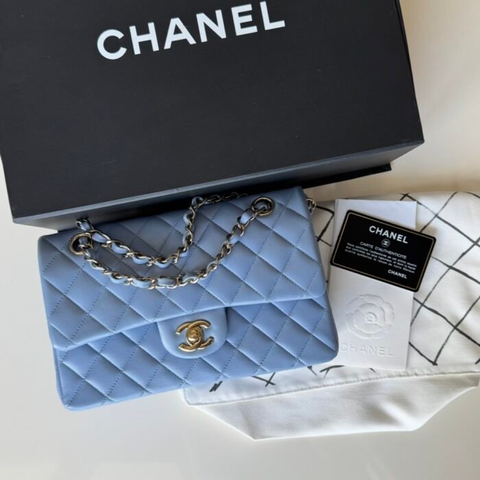 Chanel Timeless small azzurra